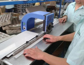 双圆刀V槽分板机YLVC-1S 网络设备制造的高效分板解决方案